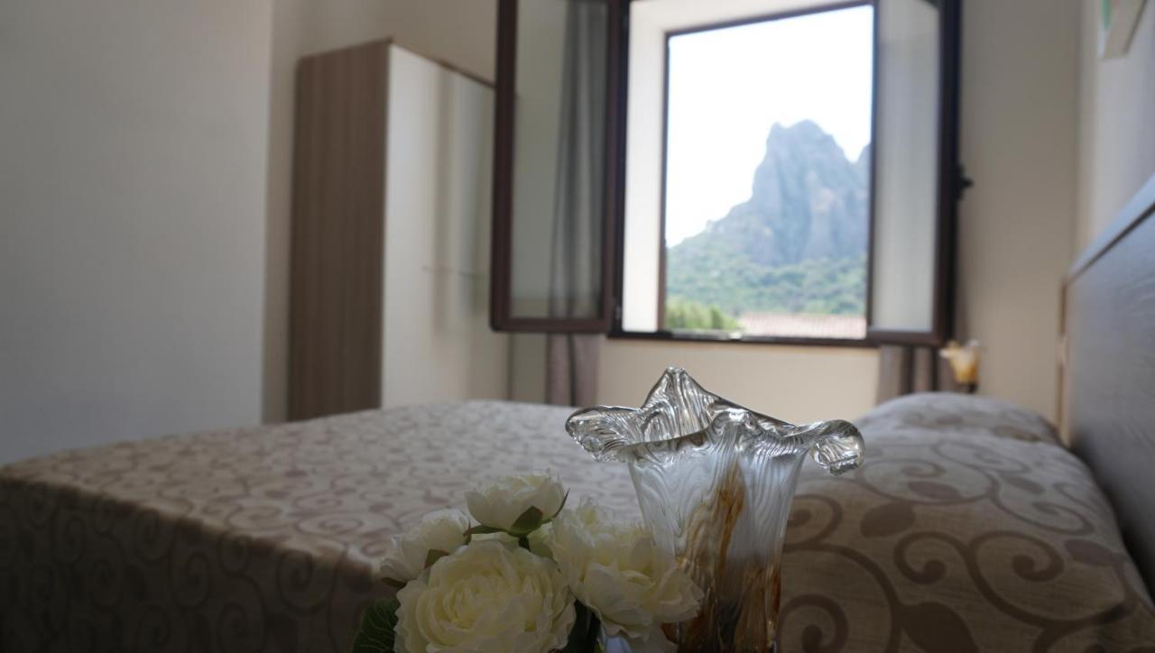 B&B Da Nicoletta San Pantaleo Extérieur photo