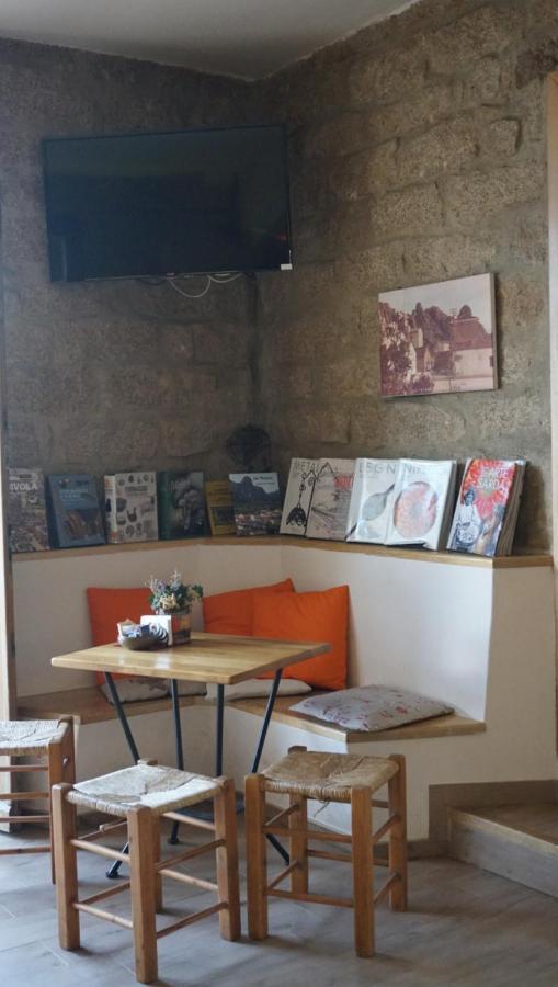 B&B Da Nicoletta San Pantaleo Extérieur photo