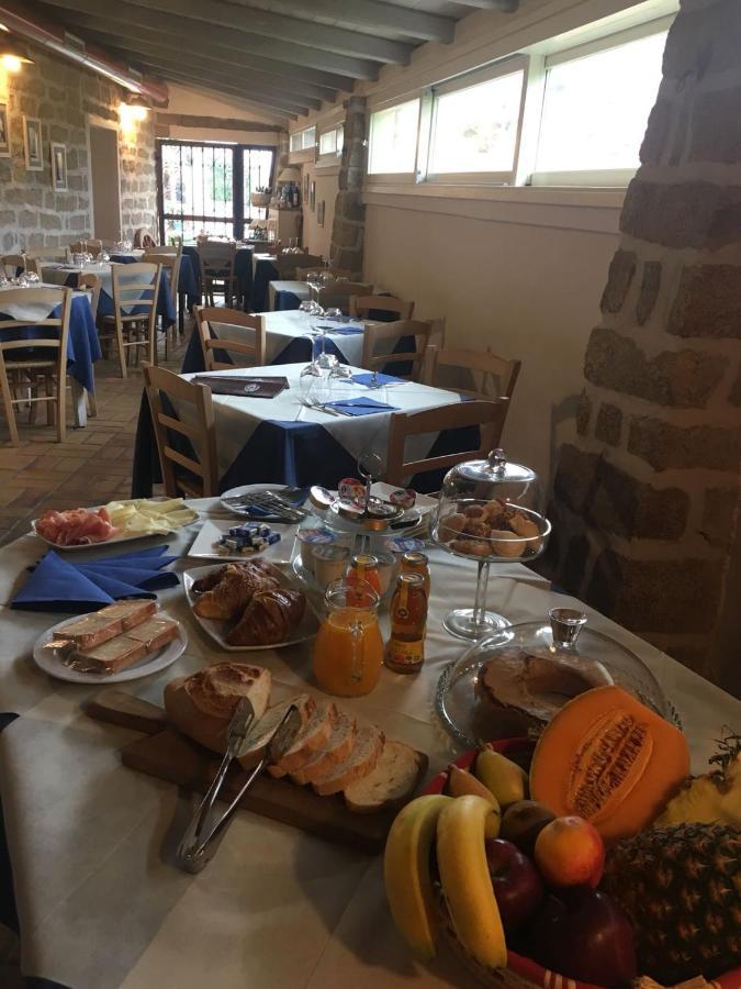 B&B Da Nicoletta San Pantaleo Extérieur photo