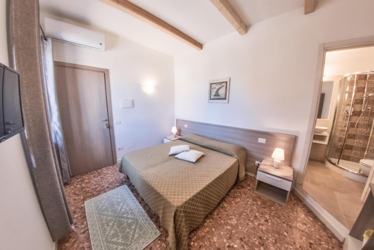 B&B Da Nicoletta San Pantaleo Extérieur photo
