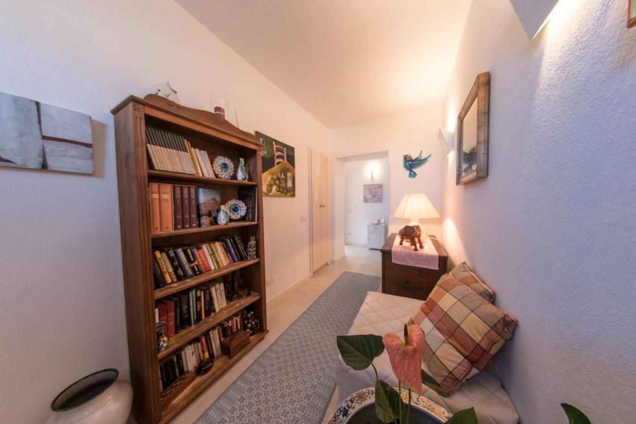 B&B Da Nicoletta San Pantaleo Extérieur photo