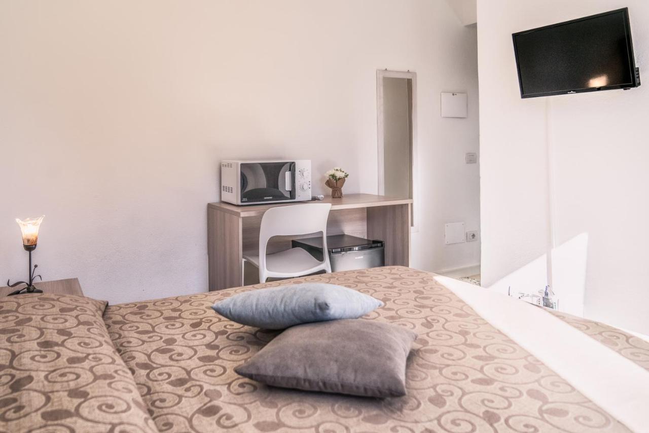 B&B Da Nicoletta San Pantaleo Extérieur photo